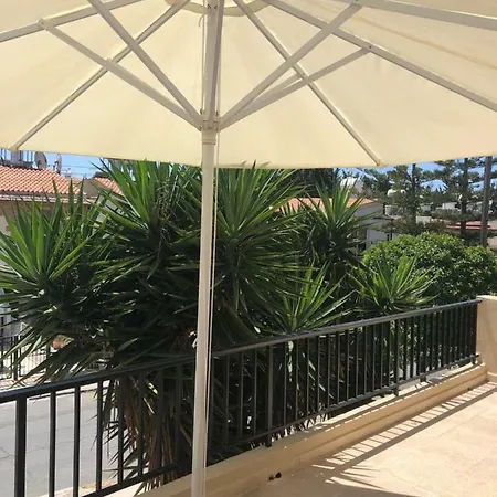 Athina 8 Court Πάφος