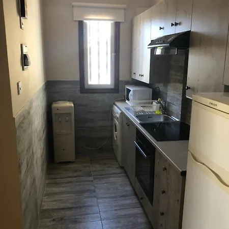 Athina 8 Court Διαμέρισμα *